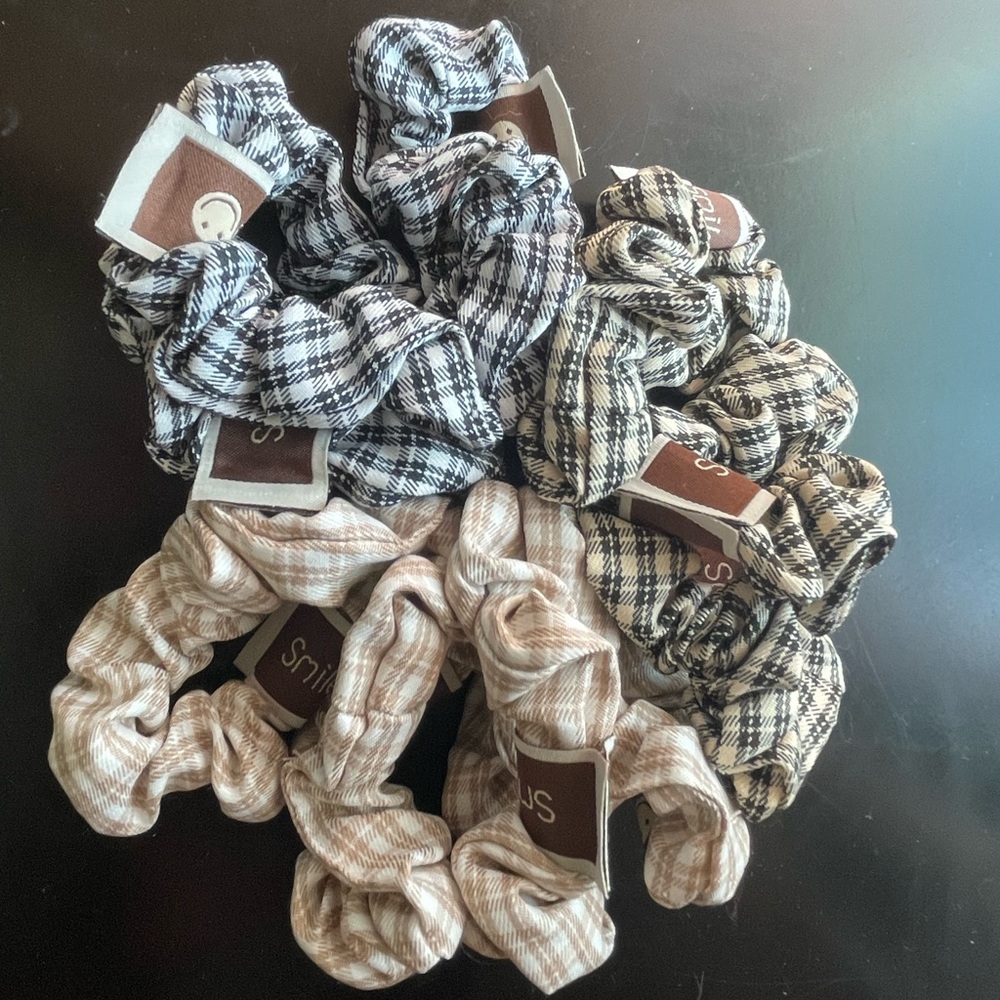 hair scrunchie